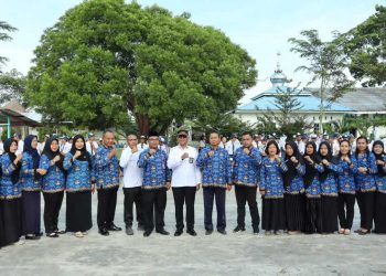 Kobarkan Semangat Anti Narkoba, Kalapas Pimpin Upacara Bendera di SMP 1 Datuk Limapuluh